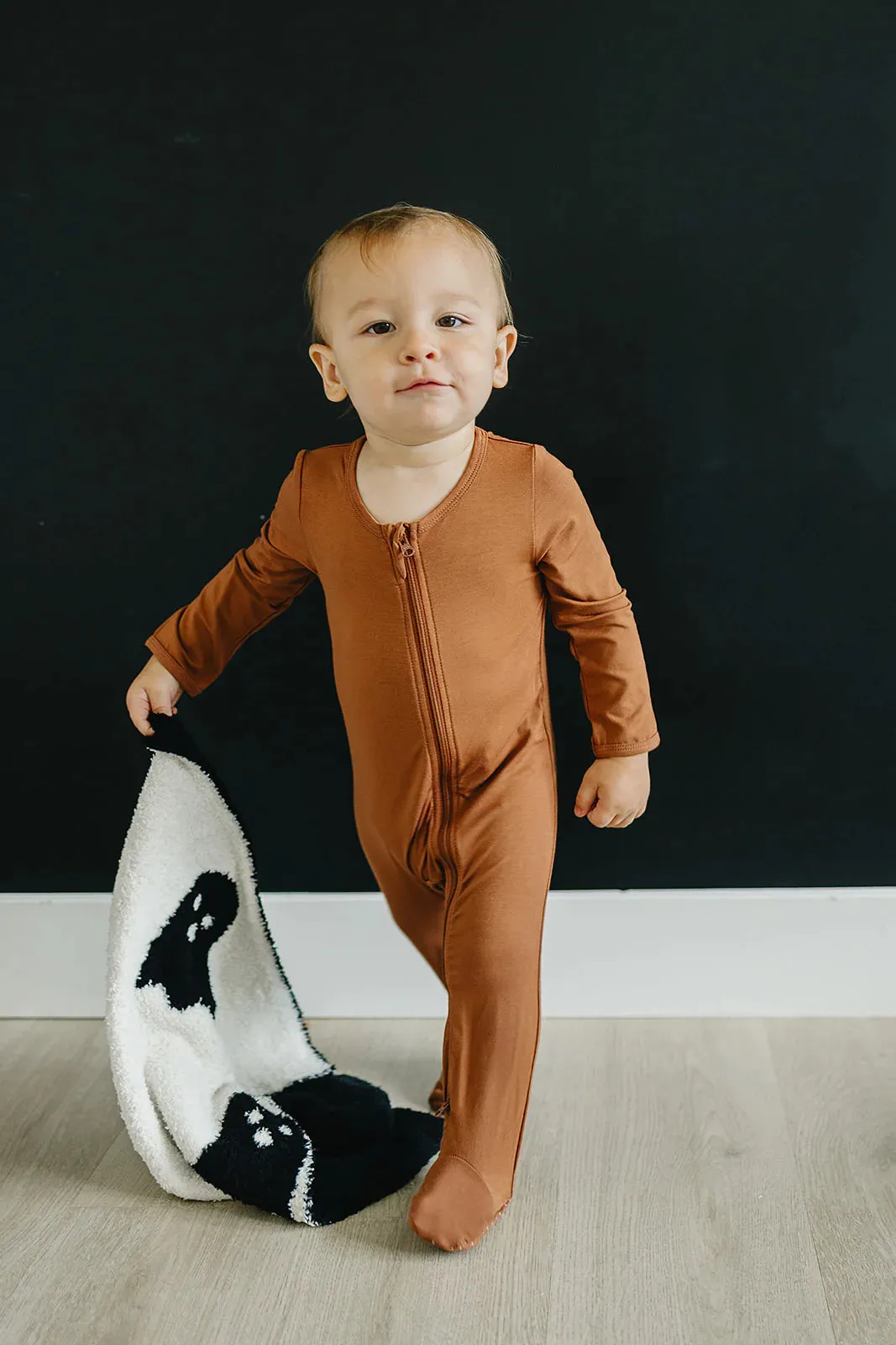 Mebie Baby - Plush Baby Blanket in Ghosts 30"x40"