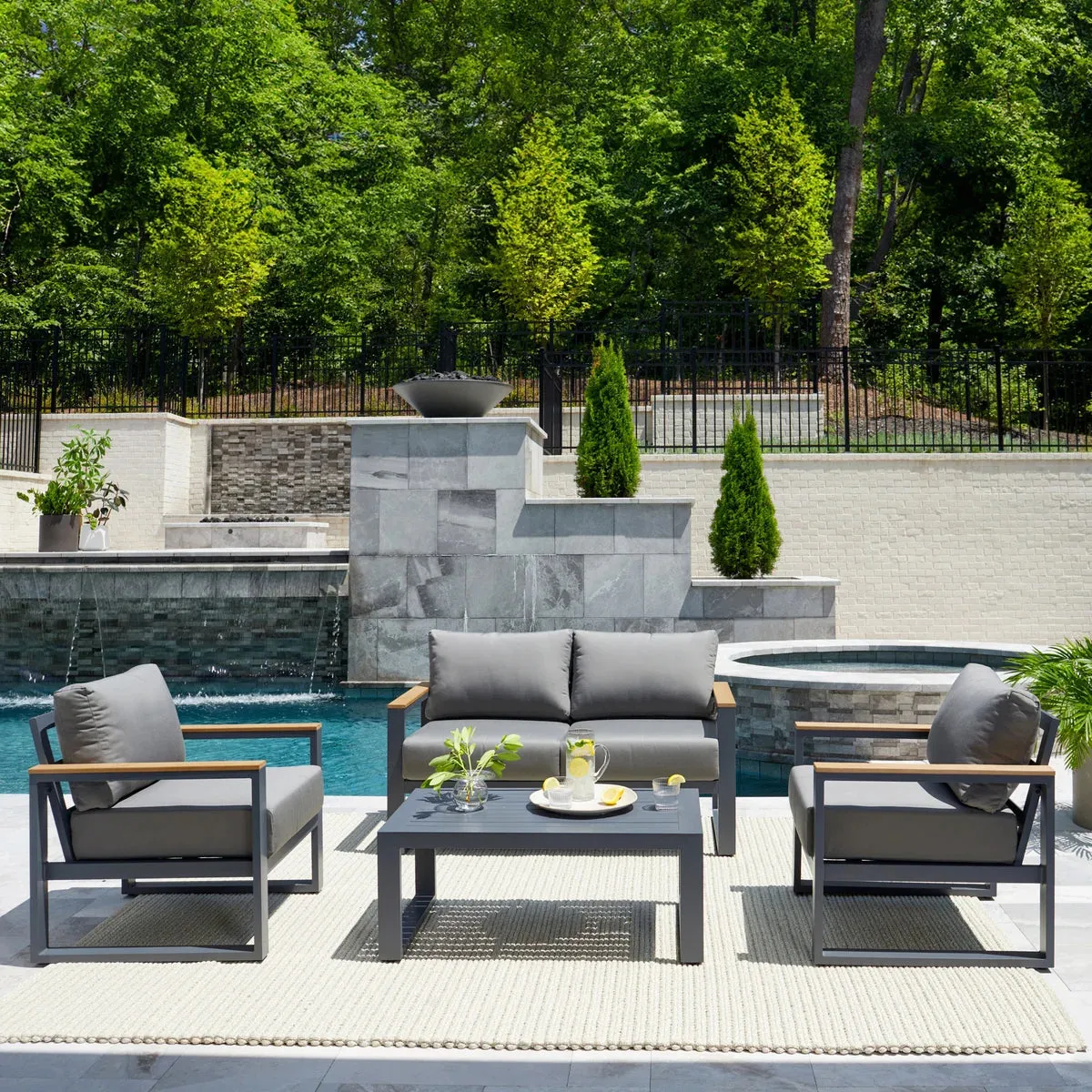 Sierra 4-piece Outdoor Patio Seating Set
